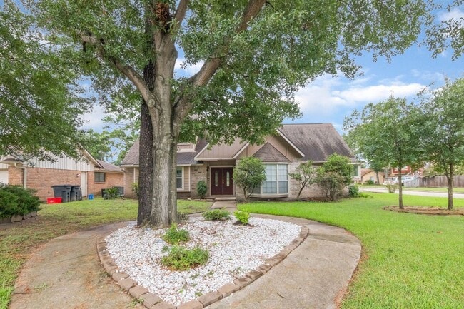 Building Photo - 17423 Baronshire Dr Rental