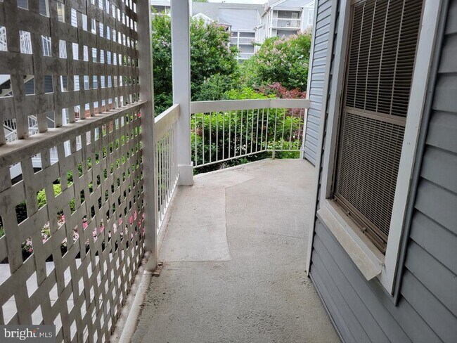 Photo - 3178 Summit Square Dr Unit 3-B12