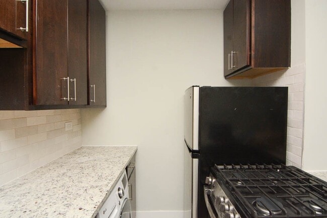 Photo - 450 W Barry Ave Unidad 203