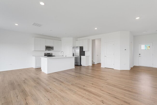 Photo - 25650 W Wakefield Dr