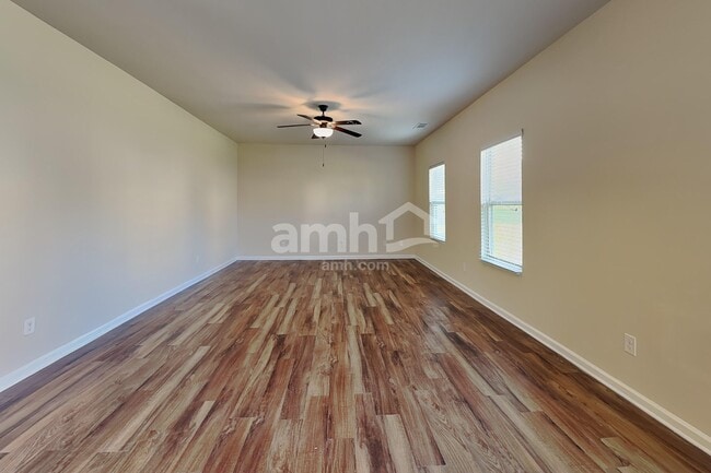 Photo - 223 Maxton Ave
