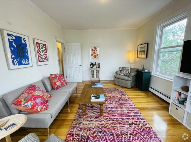 Building Photo - 11 Houghton St Rental