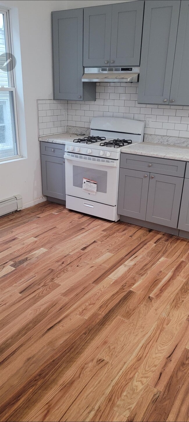 Photo - 500 HAWTHORN Ave Unit 3A