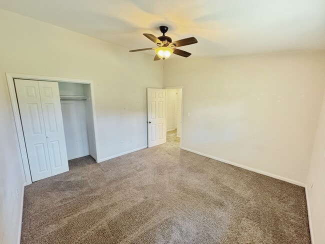 Photo - 804 E Clark St