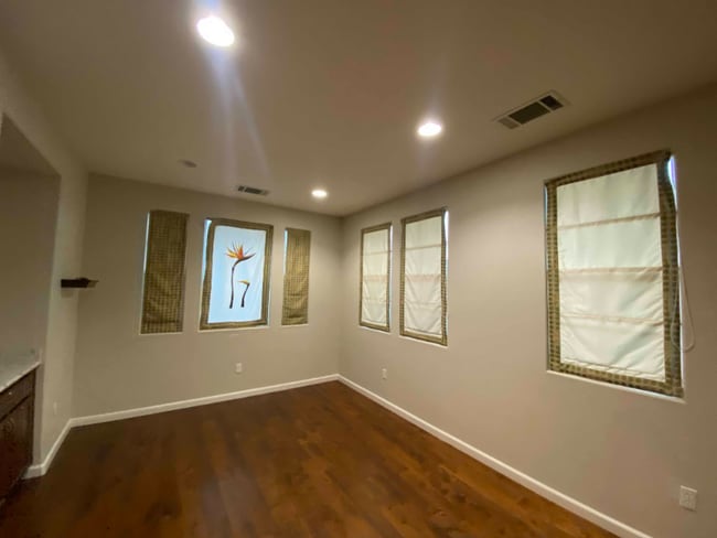 Photo - 4625 Malayan St