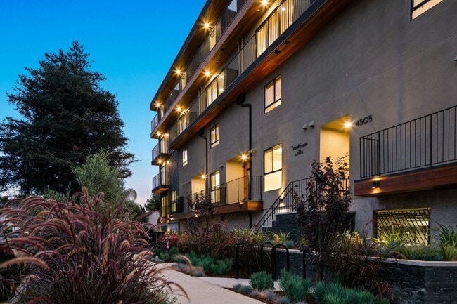 Photo - 4505 S Slauson Ave