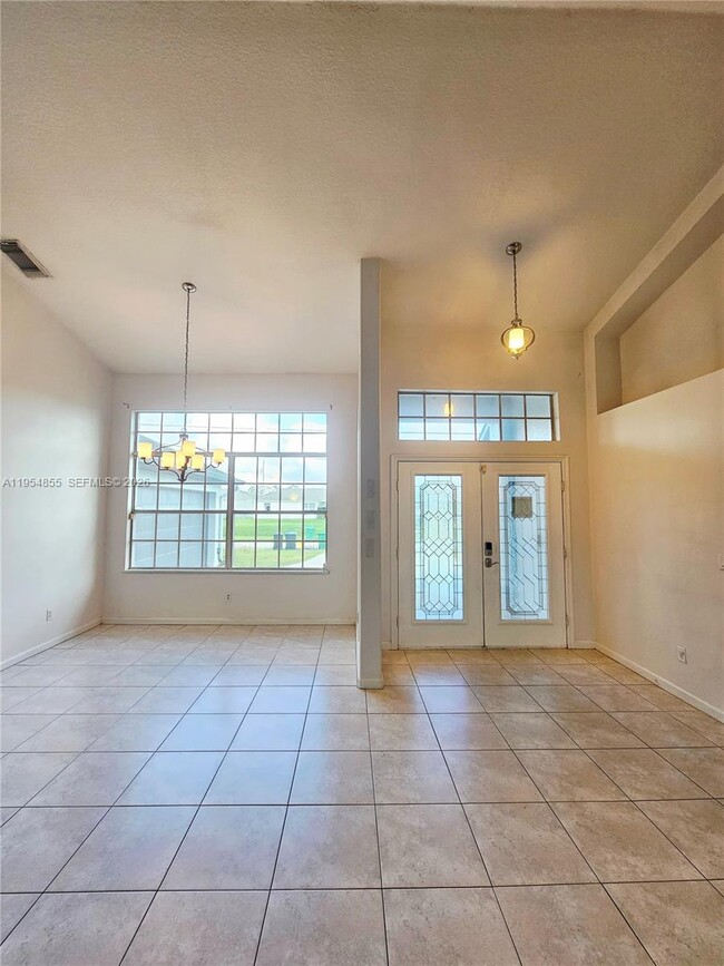 Photo - 2161 SW Imperial St