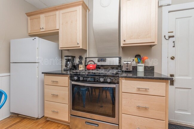 Photo - 713 26th Ave S