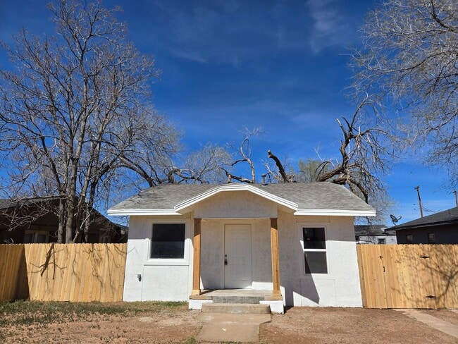 Building Photo - 2122 20th St Rental