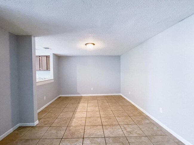 5143 Puritan Cir
