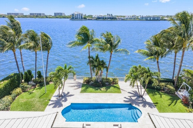 2204 Notre Dame Dr