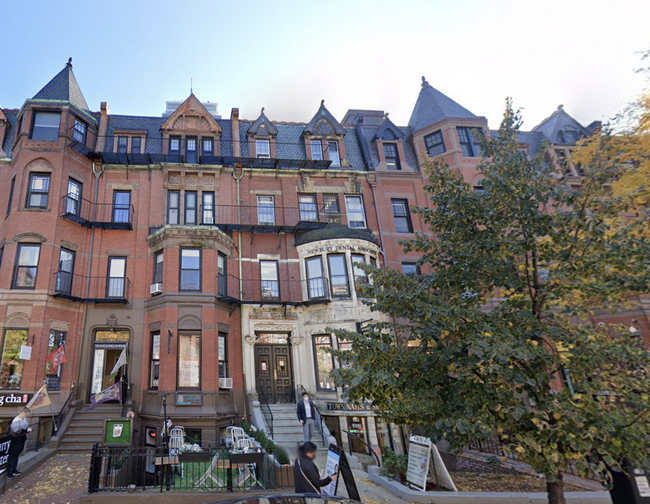 Building Photo - 272 Newbury St Rental