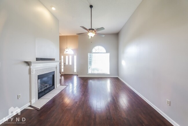 7384 Hunters Forest Cove