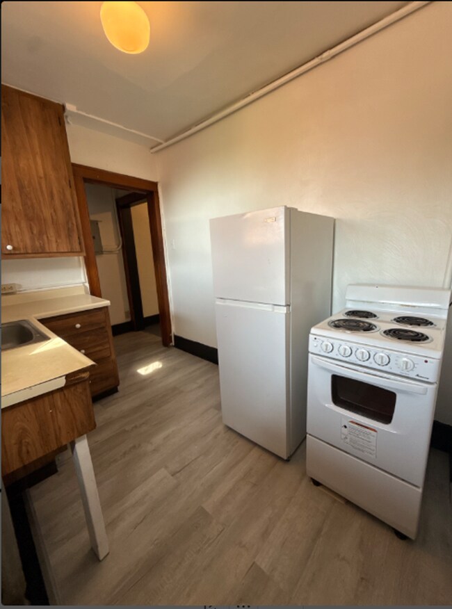3225 W Liberty Ave Unit 4
