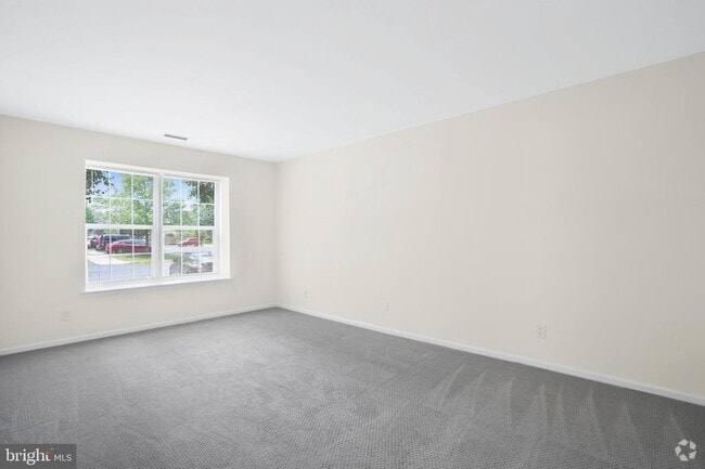 Building Photo - 1207 Yarmouth Ln Rental