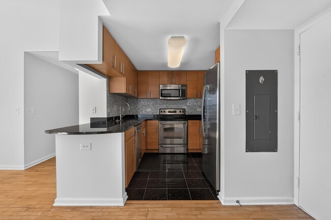 102 Christopher Columbus Dr