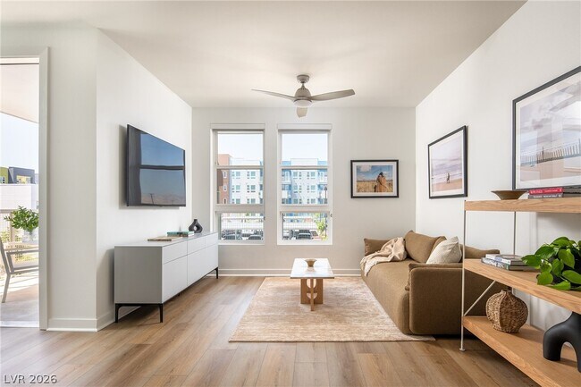 Photo - 11055 S Las Vegas Blvd Unidad 2001