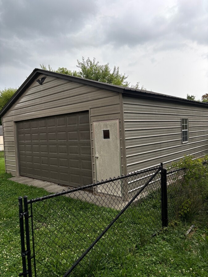 Photo - 199 McGowan Ave