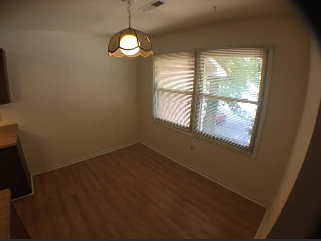 Photo - 1747 Donlee Dr