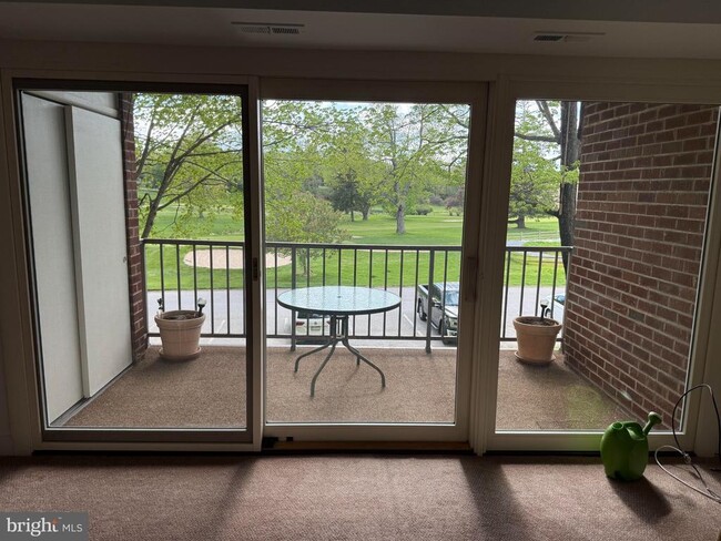 Photo - 300 Drummers Ln Unit 300