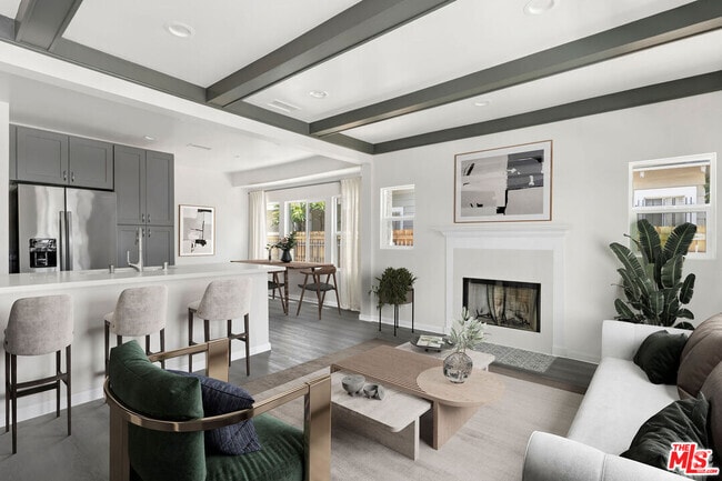 Building Photo - 1507 W 50th St Rental