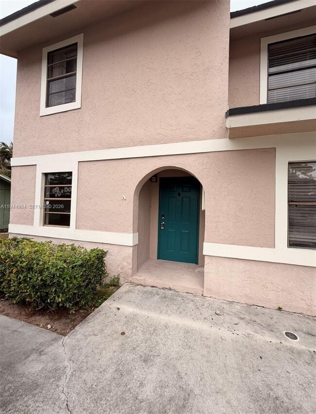 Building Photo - 13785 Bottlebrush Ct Unit A