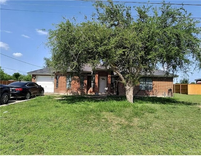 Photo - 22 El Paso Cir