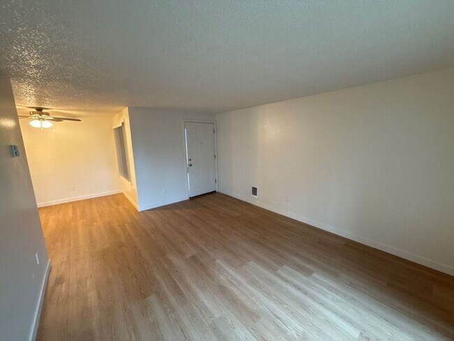 Photo - 483 Senate St NW