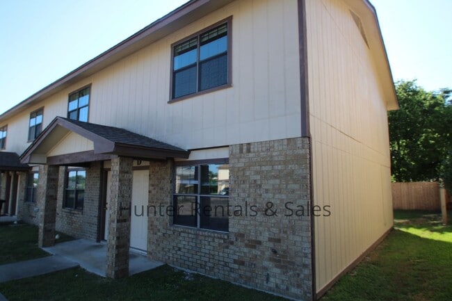 Photo - Two-Story Living!