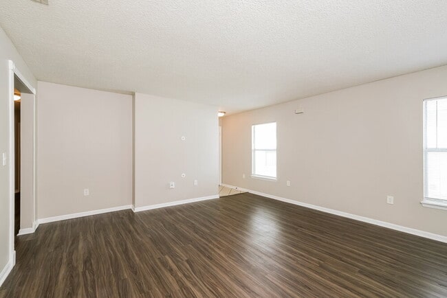 Photo - 7899 Cherry Blossom Dr N