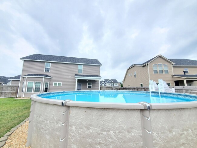 Photo - Gorgeous Home In Turnberry Subdivision