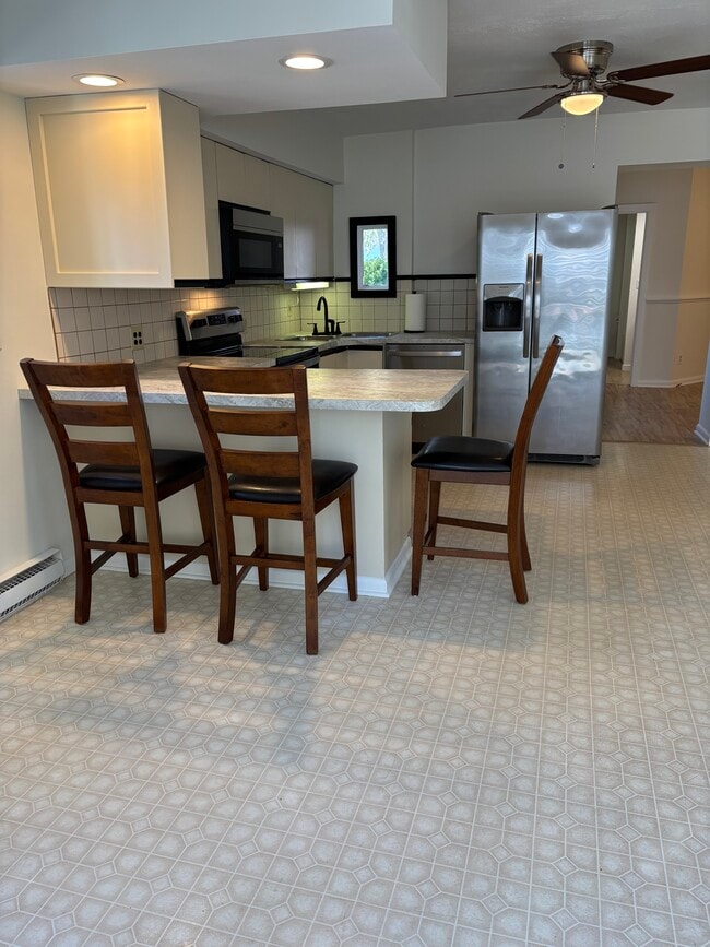 Building Photo - 1717 Firehouse Ln