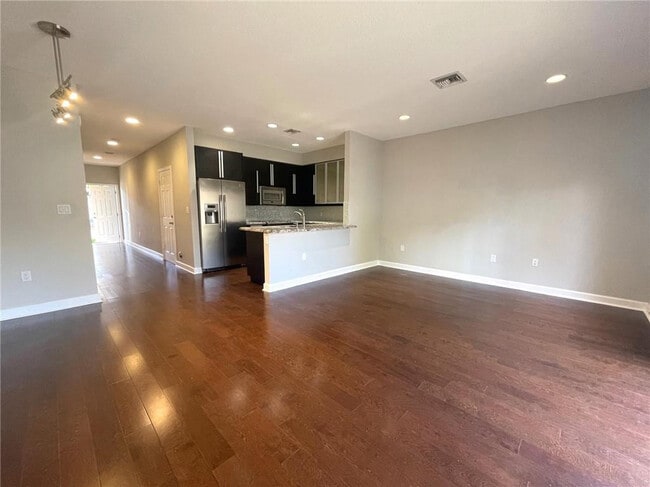 Photo - 19 SE 3rd Ave