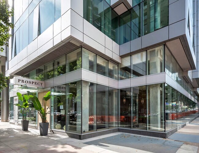 300 Spear St Ground Floor Retail - The Infinity