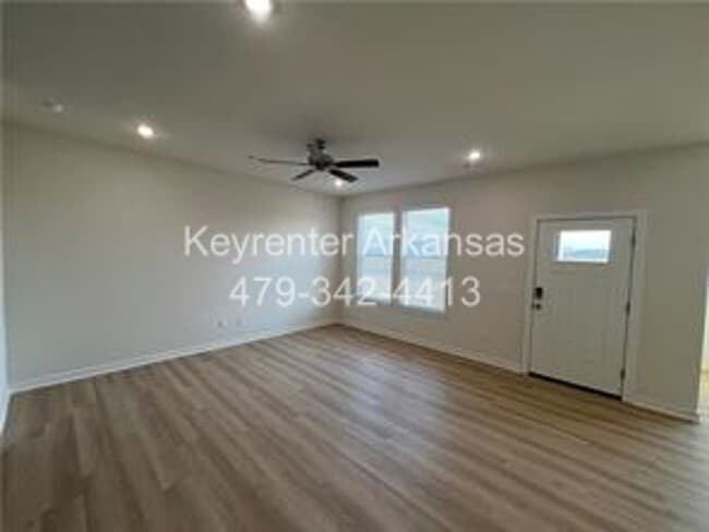 Photo - Amazing 3 Bedroom - 3.5 Bathroom in Fayetteville!