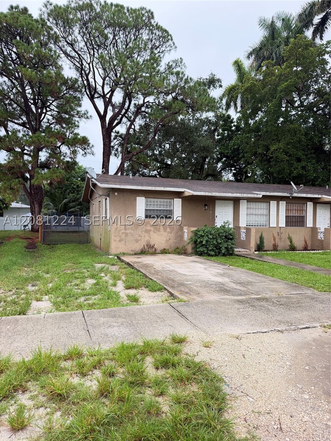 Photo - 15813 NW 38th Pl