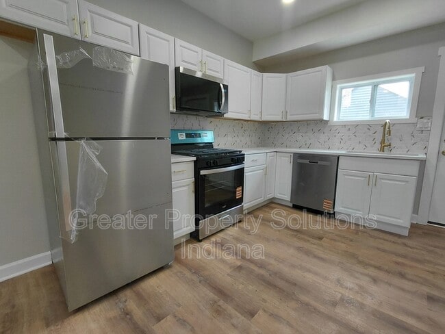 Photo - 7018 Chestnut Ave