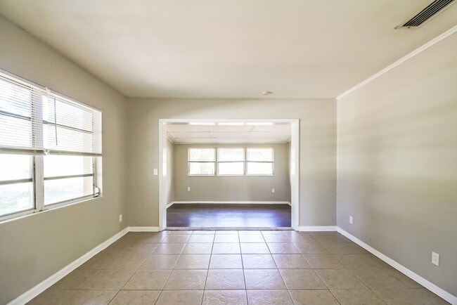 Photo - 4815 Andromeda Rd