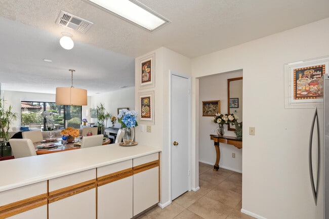 Photo - 150 Willow Lake Dr