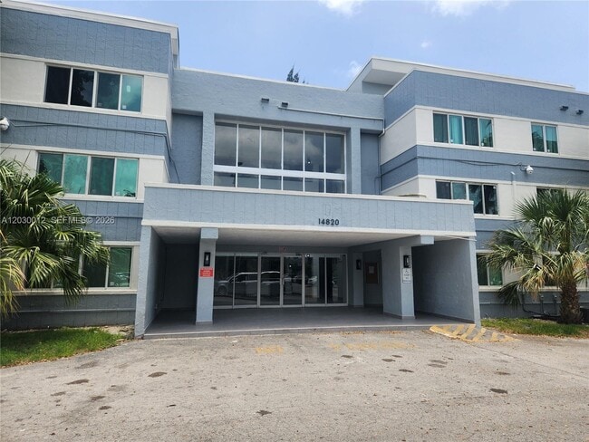 Building Photo - 14820 Naranja Lakes Blvd Unit D3G