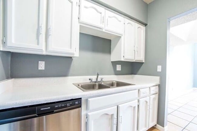 Photo - Oracle Canyon