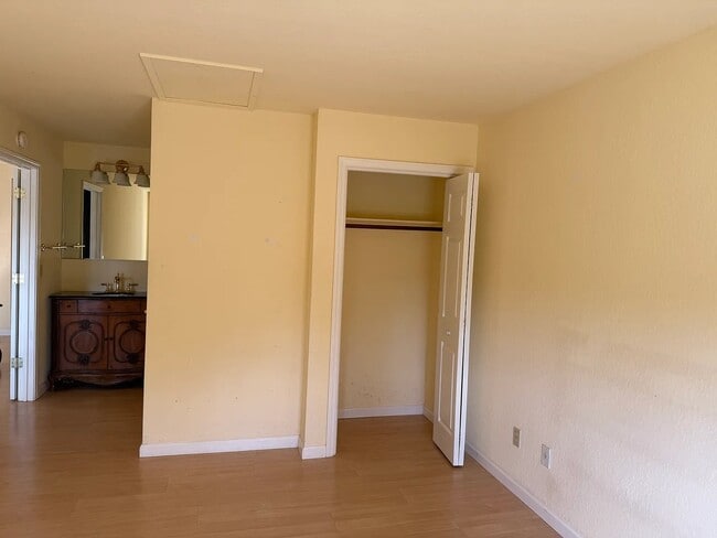 Photo - 504 Dogwood Dr