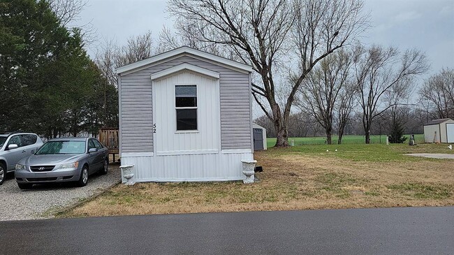 Photo - 300 W Albert St