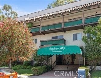 Building Photo - 5460 White Oak Ave Unit A318