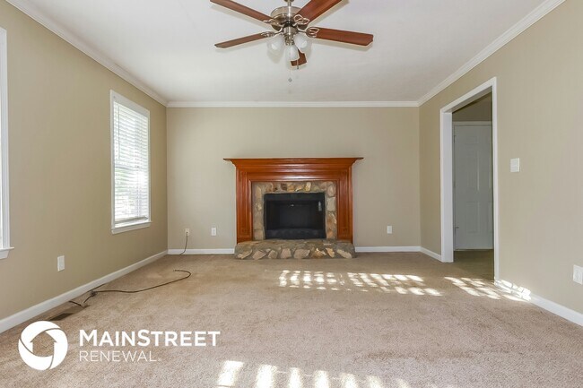 Photo - 117 Leguin Ln