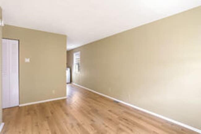 Photo - 210/212 Birch St. Unidad 212