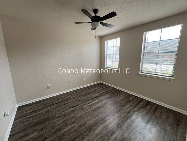 Photo - 911 N Orange Ave Unit #127