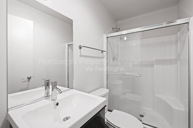 Photo - 1860 N Hamilton St
