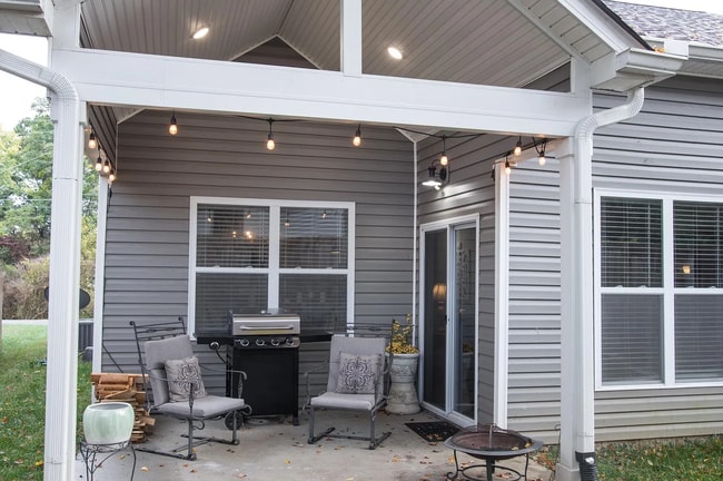 Photo - 304 Spring St