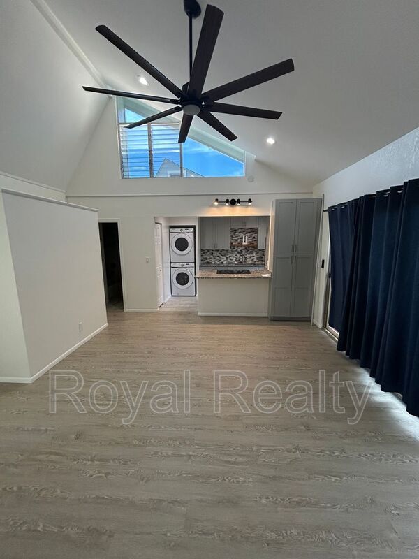 Photo - 94-521 Makohilani St. Unidad #1006